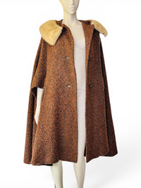 MCM Macauley Ltd. Wool Bouclé Cape with Mink Fur Collar | Dramatic Swing Silhouette